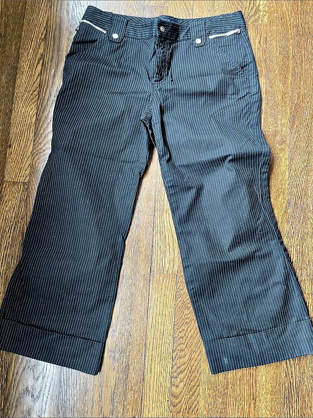 Banana Republic Pinstripe Cropped Pants Black Size 6